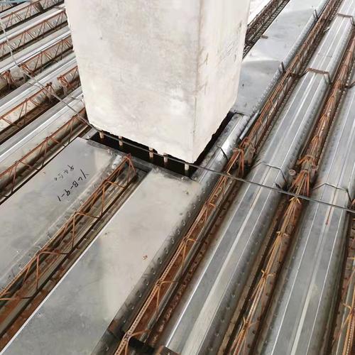 镀锌钢筋桁架楼承板 赋能现代建筑的高效组合楼板解决方案